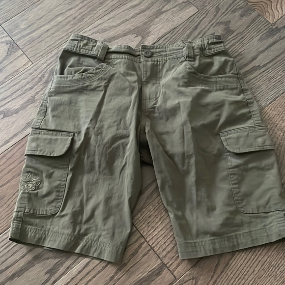 Girl Scouts Uniform Shorts Size 14 - Picture 1 of 3